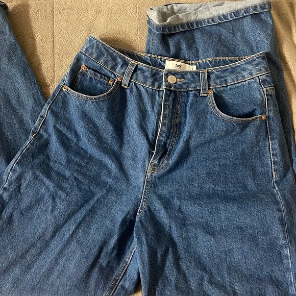 Blue jeans - Picture 2 of 7